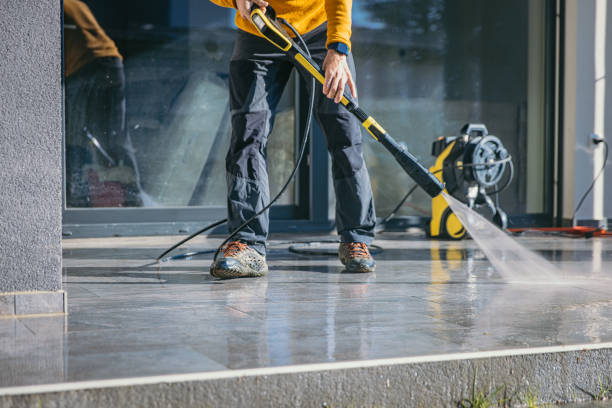 Best Deck and Patio Pressure Washing in Lake Brownwood, TX